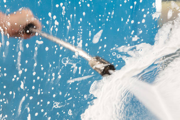 Best Gutter Cleaning  in Brookfield, WI
